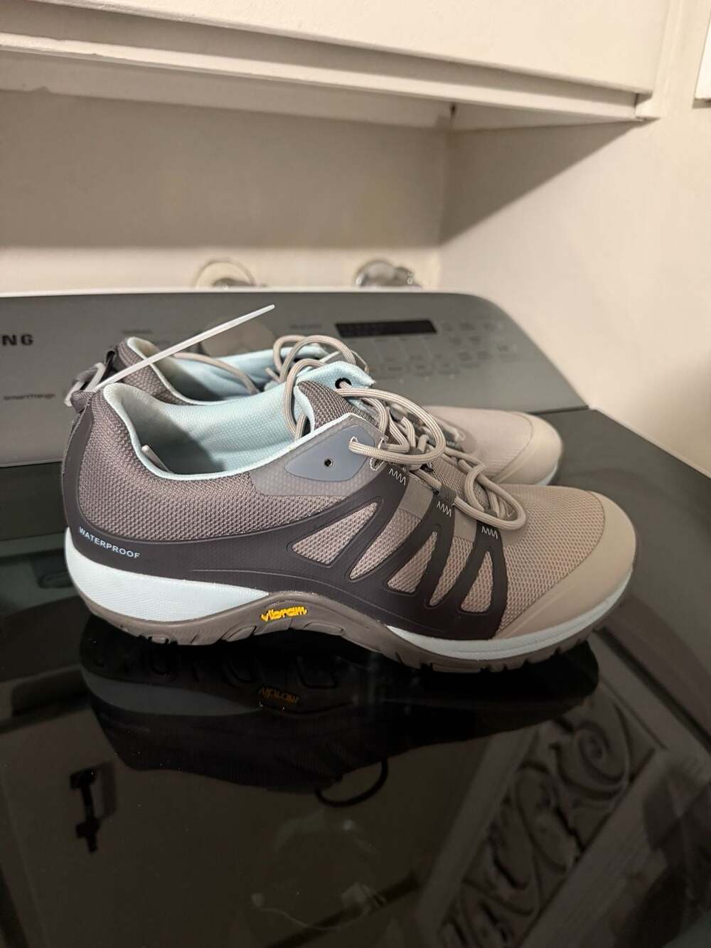 Dansko Phylicia Size 40 Grey Waterproof women Sneakers